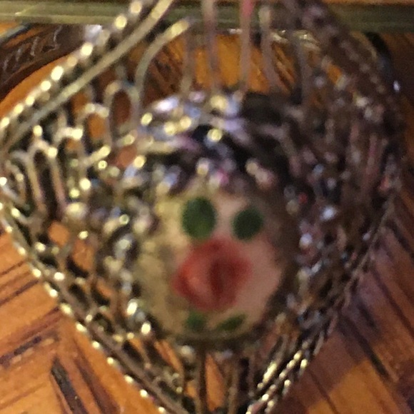 American made Sterling Silver women's ring. - Picture 2 of 4